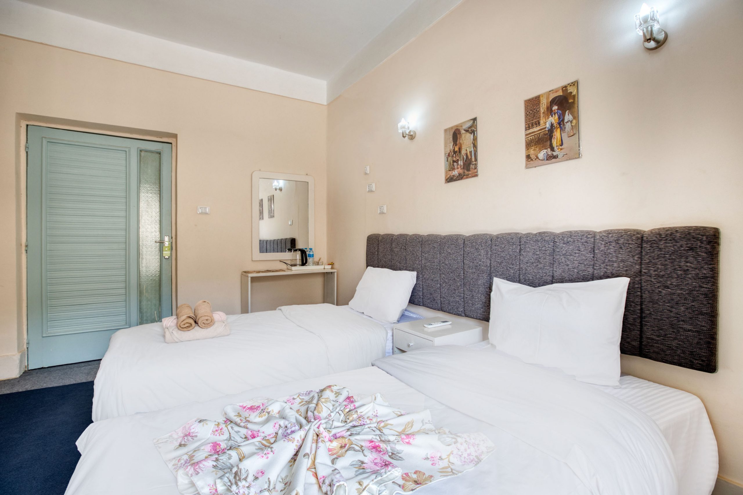 Deluxe Room - Pyramids View (Balcony)